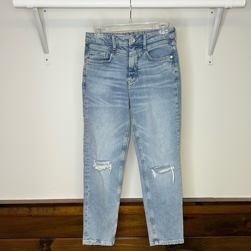 Anthropologie Pilcro‎ High Rise Slim Light Wash Distressed Jeans- 4